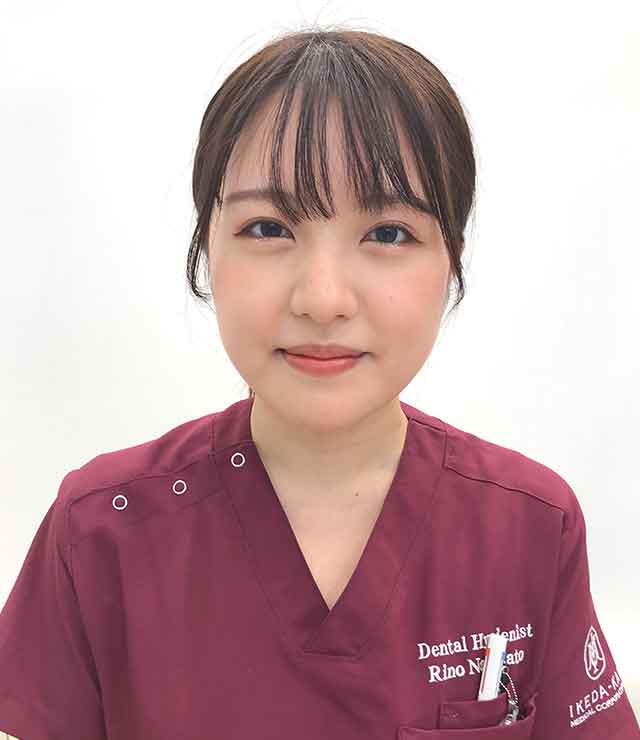 中里梨乃
