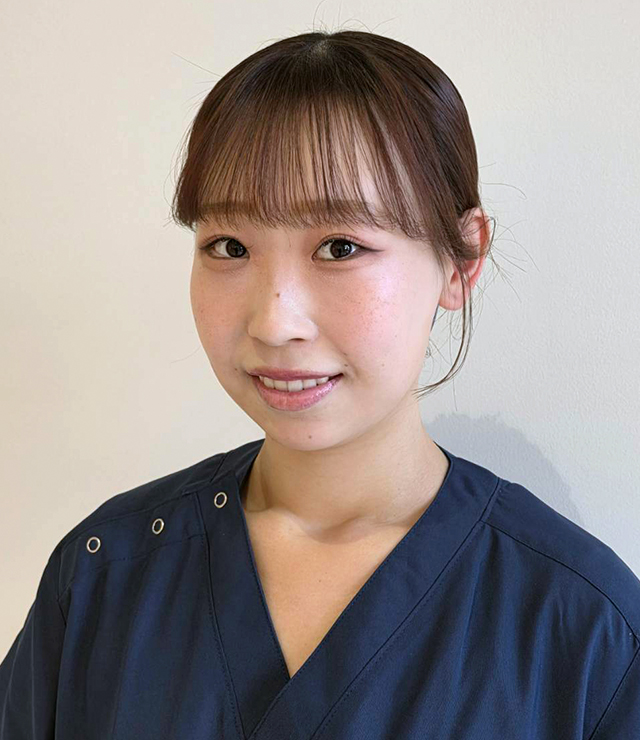 濱 良衣